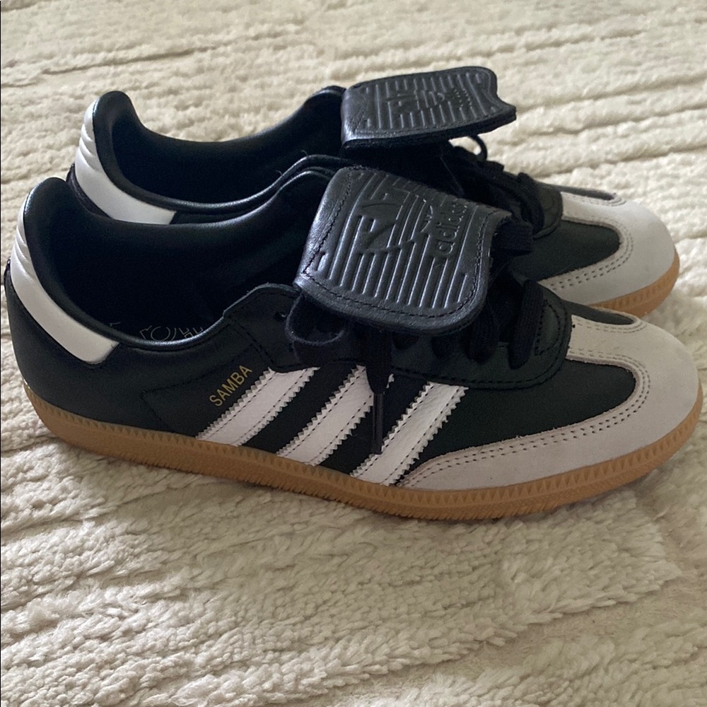 Adidas Black and White Samba Sneakers with Classic Design